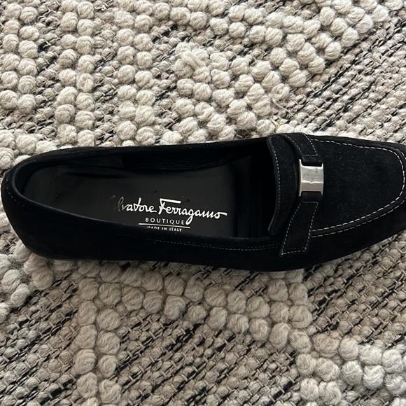 Ferragamo Soft suede like feel shoes - Picture 2 of 3